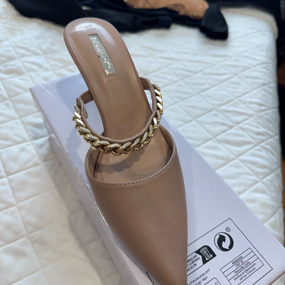 Zara Nude Pointed Mules with Gold Chain